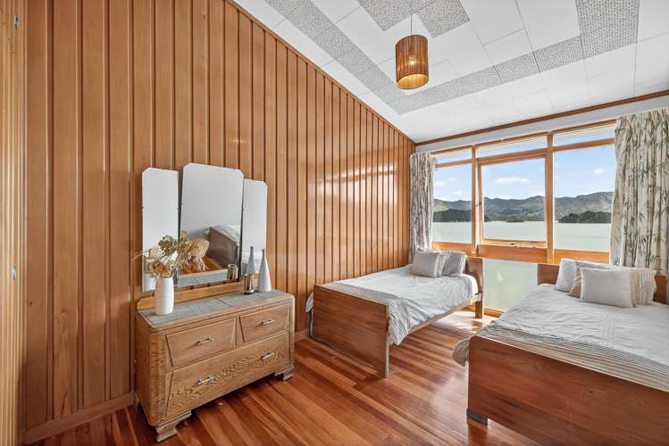 393 Marine Drive Charteris Bay_17