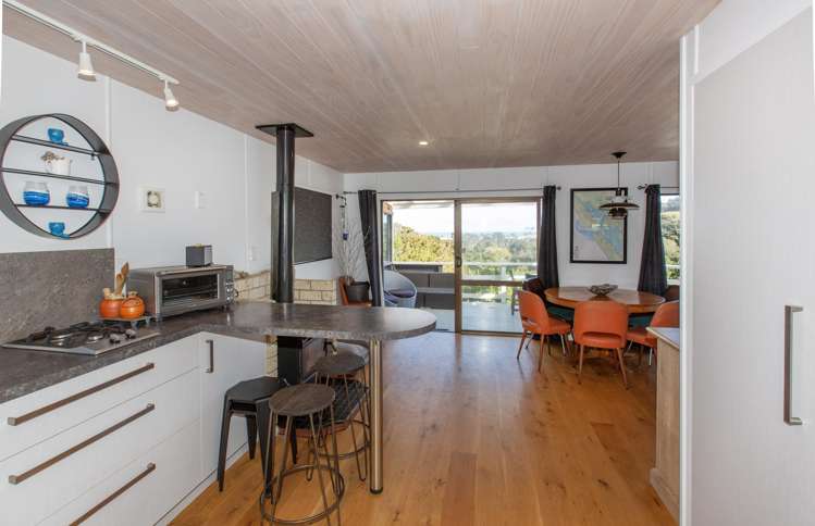 6569 Pouto Road_4