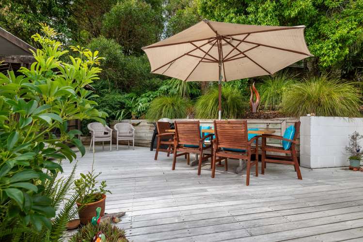 2/13 Newstead Avenue Browns Bay_24