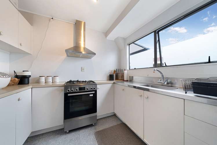 1/161 Bruce Mclaren Road Henderson_6