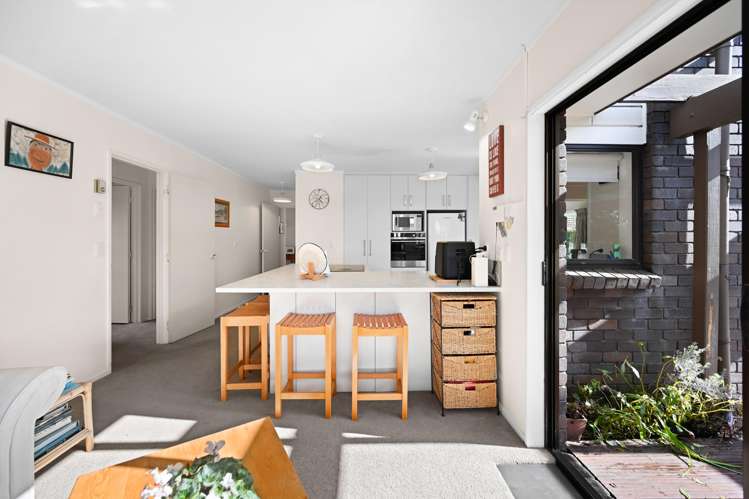 56 Ellerslie Avenue Chartwell_3