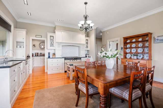 ONE STOP PARADISE – ‘Highgrove’, Karaka (19.8ha)