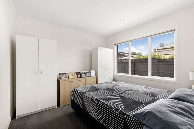 207 Mount Smart Road Onehunga_6