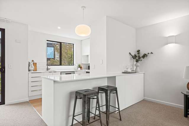 3/75 Andover Street Merivale_4