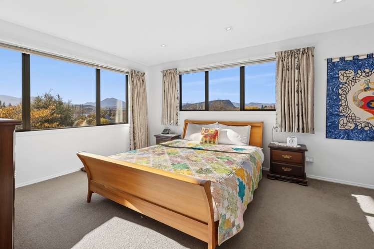 29 Kelliher Drive Wanaka_14