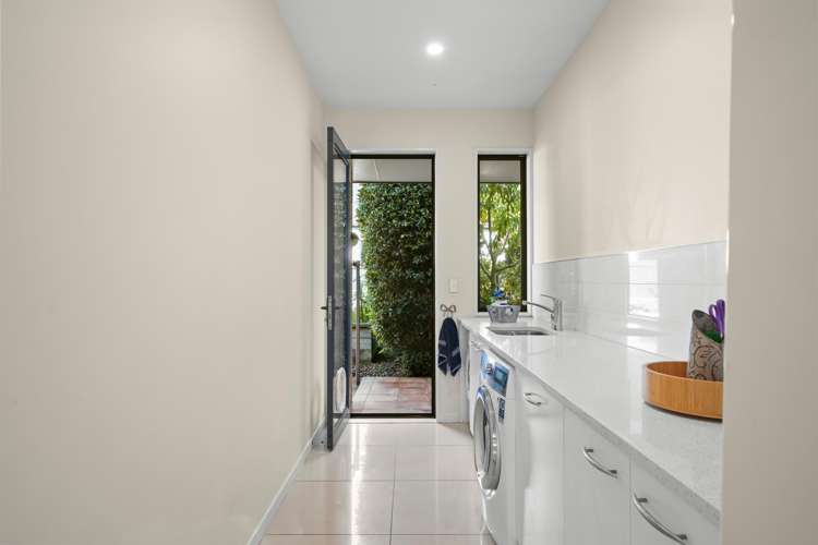 14 Regents Park Drive Casebrook_26