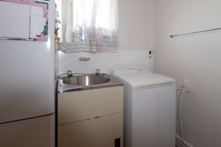 35 Reid Crescent Allenton_14