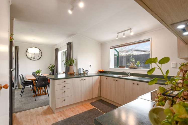 17 Glenfield Road Owhata_4