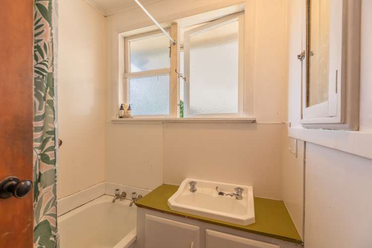 1238 Cunningham Crescent Mayfair_5