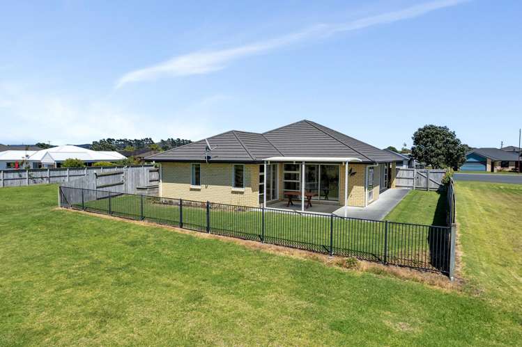 12 Sando Way One Tree Point_2