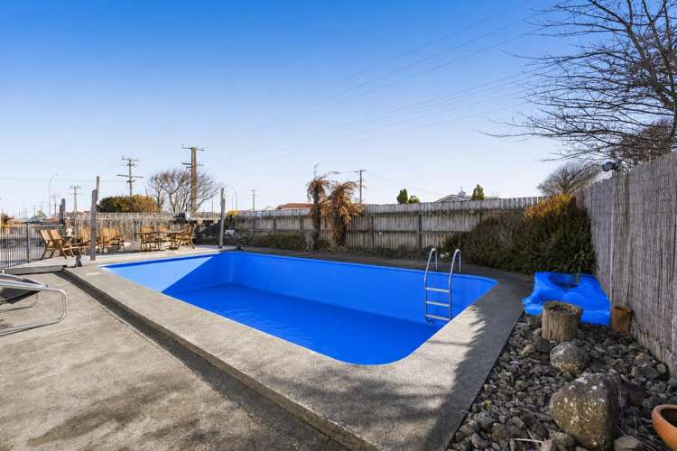114 Glover Road Hawera_23