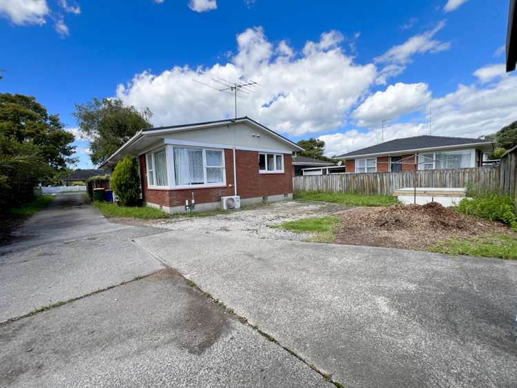 2/8 Chartwell Avenue_0