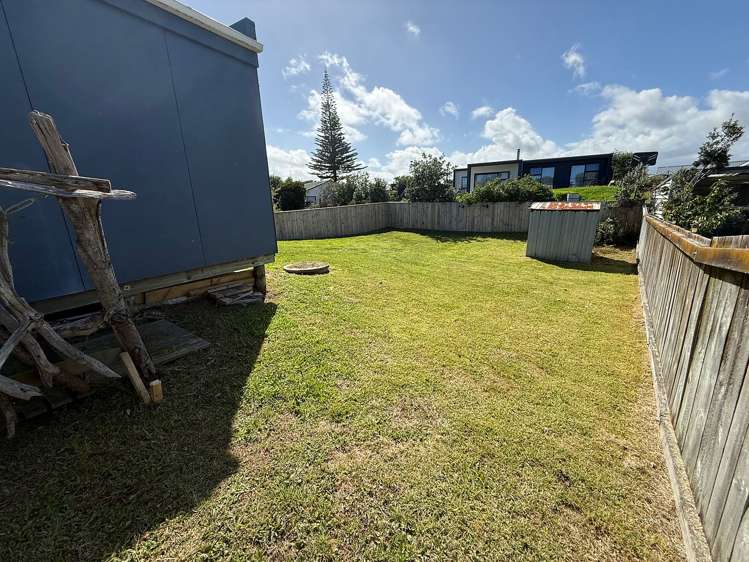 22 Babbacombe Avenue Otaki Beach_13