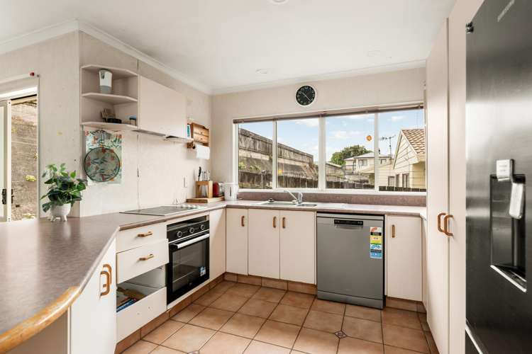 19 Twentyfirst Avenue Gate Pa_3