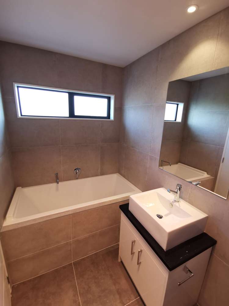 29 Meritage Lane Te Atatu South_16