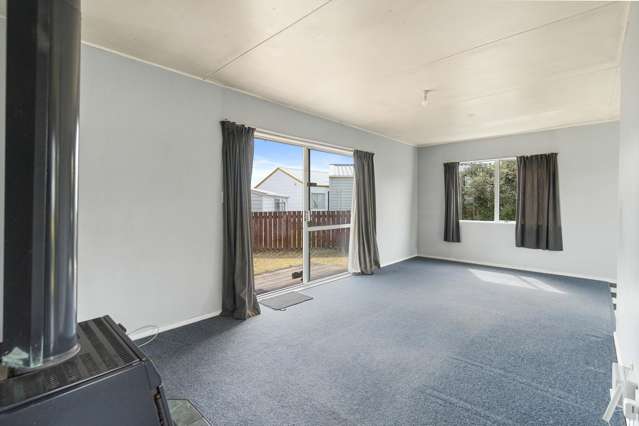 60A Montgomery Crescent Lansdowne_4