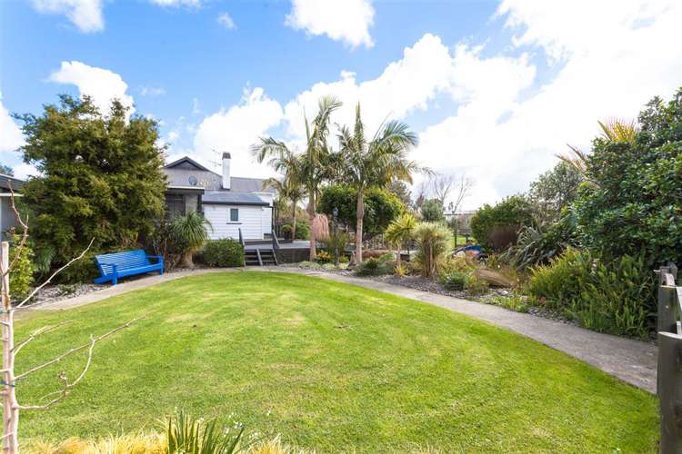 2334 State Highway 16 Helensville_5