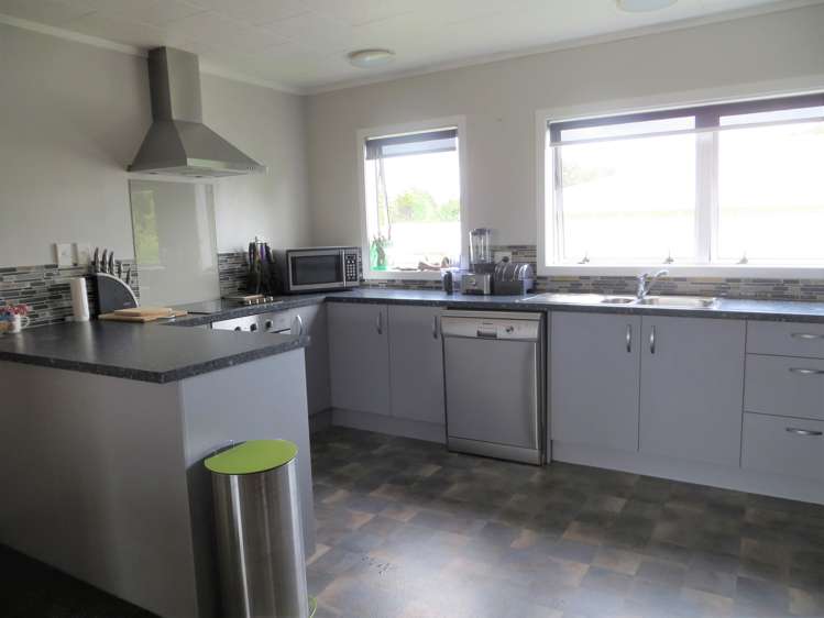 249 Whitaker Street Te Aroha_12