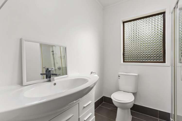 2/410 Ellerslie-Panmure Highway Mount Wellington_8