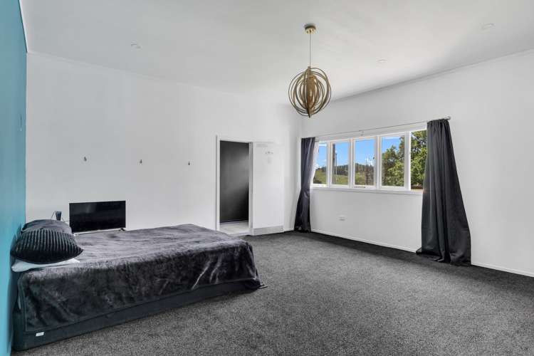 2 School Road Tiniroto_7