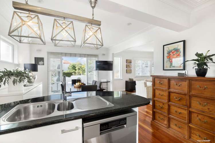 64a Bassett Road Remuera_10