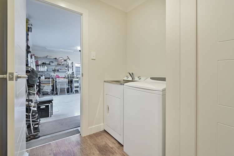 13 Raceview Close Raureka_15