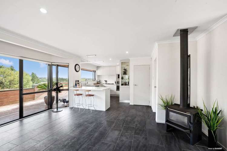 159 Top Road Dairy Flat_13