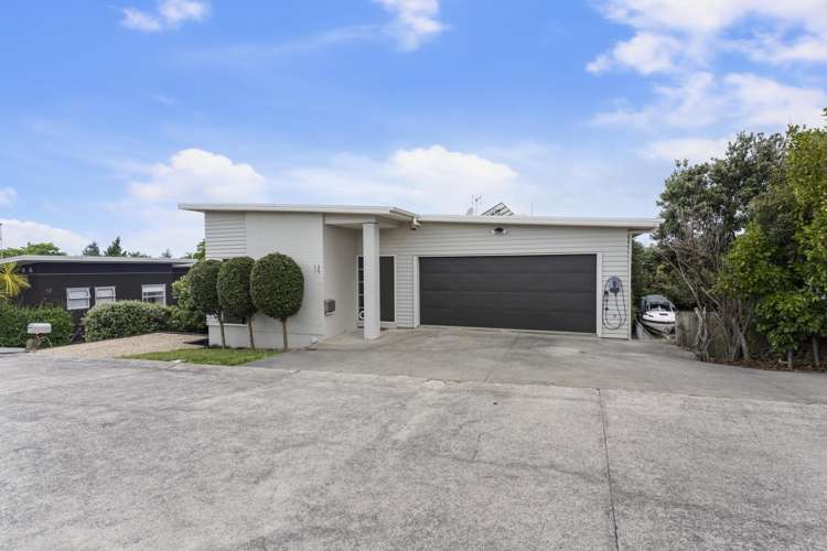 14 Gibbia Way Beachlands_35