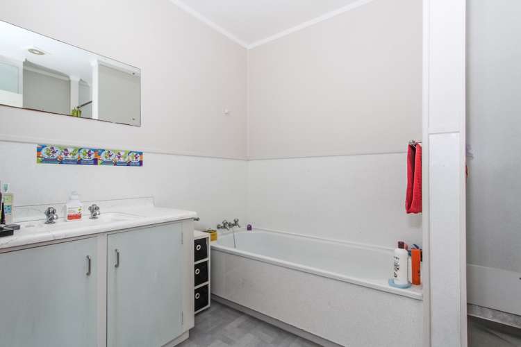 2/9a South Lynn Road Titirangi_10