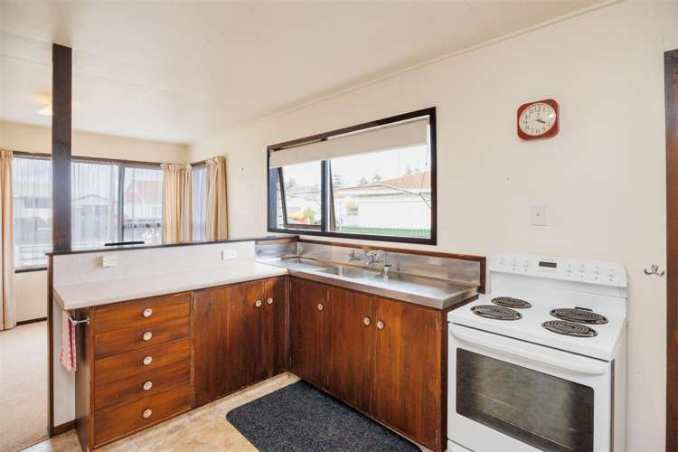 12a Oxford Street Marton_21