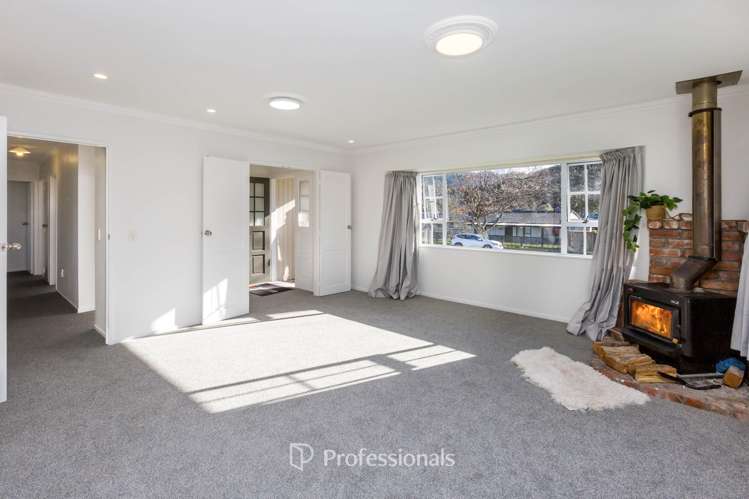 76 Gemstone Drive Birchville_2