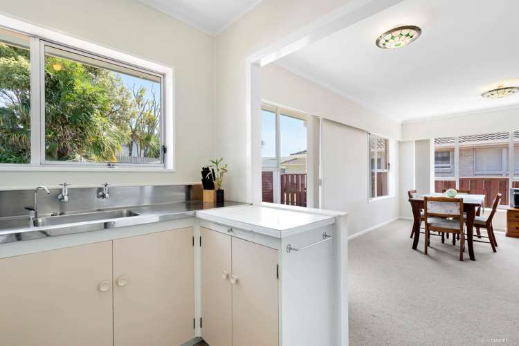 2/23 Riverview Road Panmure_8