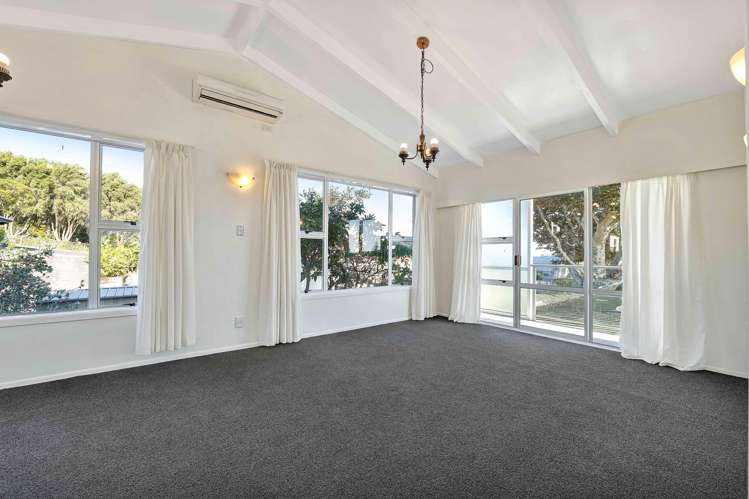 2/341 Devon Street West New Plymouth_3