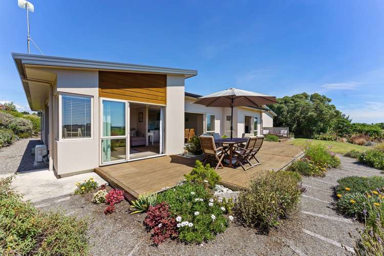 52 Harakeke Road Te Horo Kapiti Coast Houses for Sale One Roof