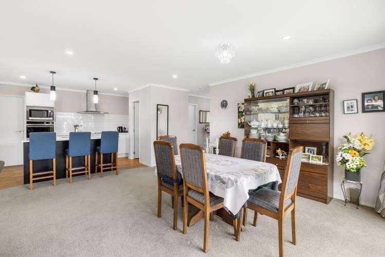 70 Awataha Crescent Pyes Pa_6