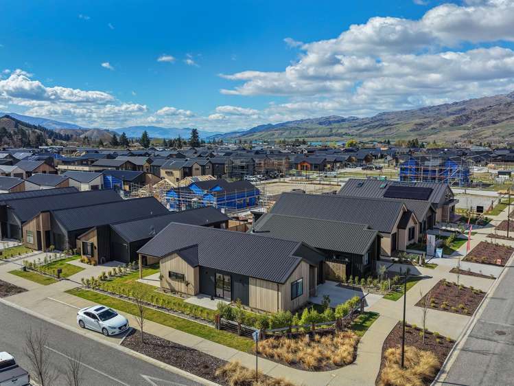 14 Wooing Tree Avenue Cromwell_23