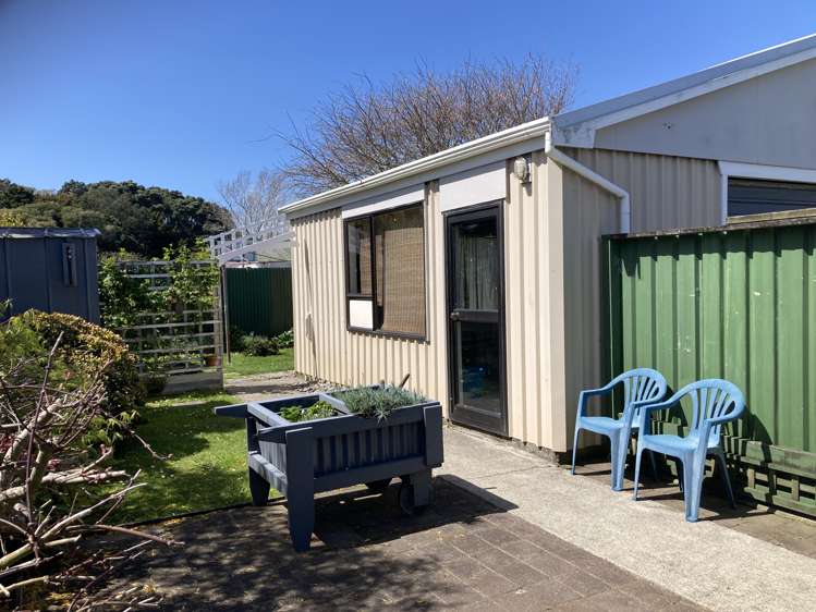42 Blake Street Waitara_10