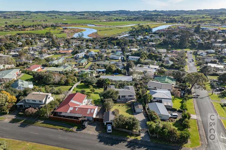 67 Garfield Road Helensville_30