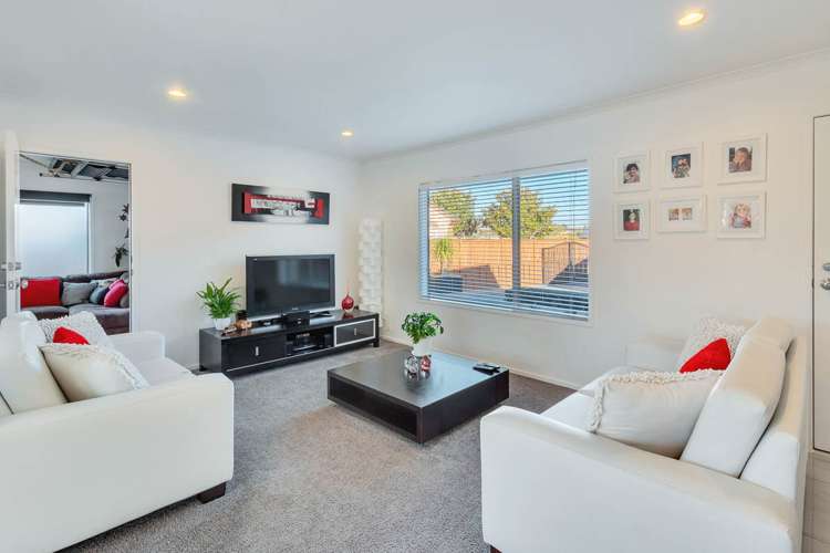 15 Russett Grove Henderson_12