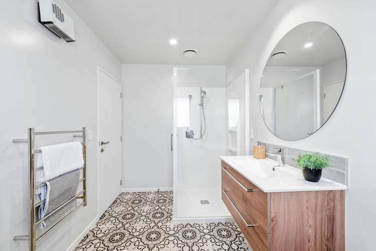40 Craig Thompson Drive Lincoln_18