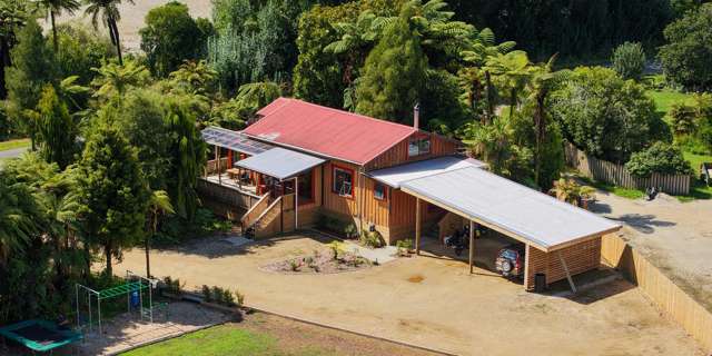 240 Arapito Road Karamea_1