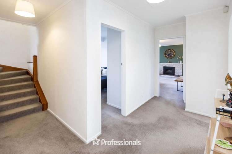 5 Camden Road Totara Park_10