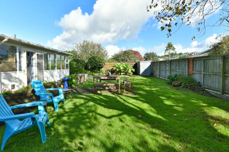 2/111 Florence Avenue Orewa_20