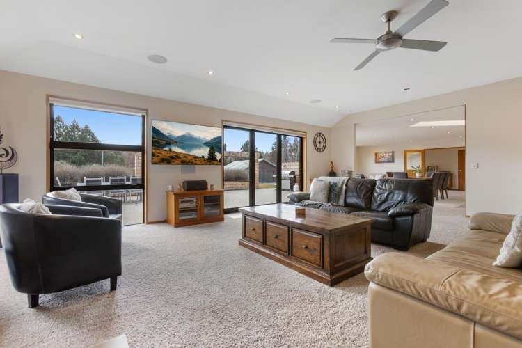 401 Aubrey Road Wanaka_15