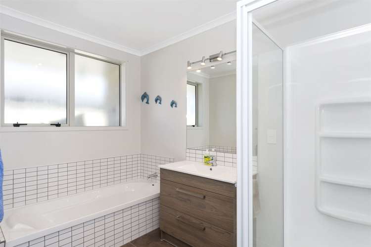 1 Catamaran Way Papamoa_11