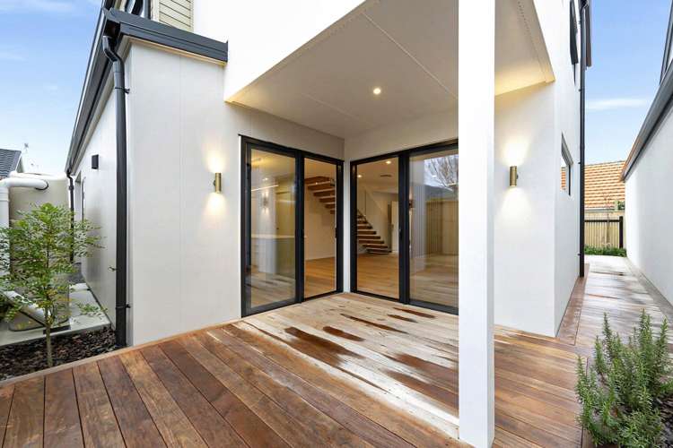 B/8 Maire Street 1378_13