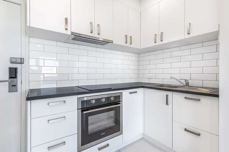 4a/82 Wakefield Street Auckland Central_4