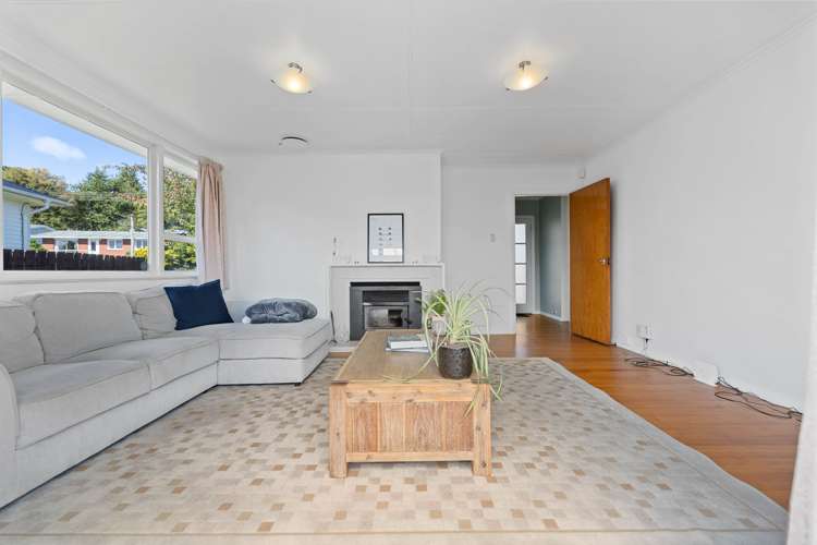 18 Tawa Street Hilltop_6