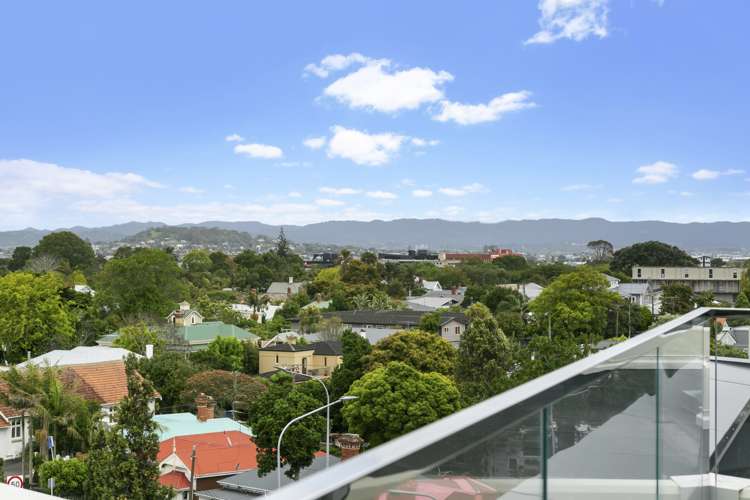 1/603 Enfield Street Mount Eden_10