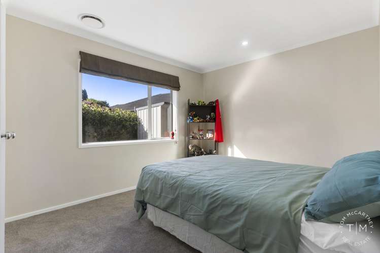 13 Kenley Heights Flat Bush_10